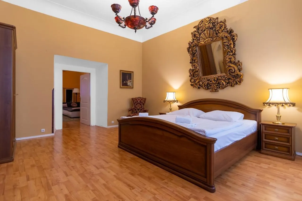 Residence Seven Angels Prag Apartment